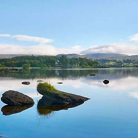 Bed and breakfast The @ Harvey's Point Donegal Town