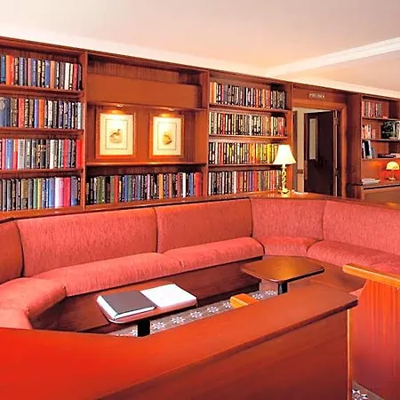 The @ Harvey's Point Bed and breakfast 4*